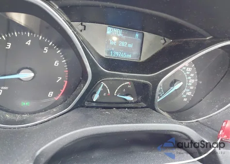 2012 Ford Focus Se z USA, uszkodzony, nr VIN 1FAHP3F2XCL170139